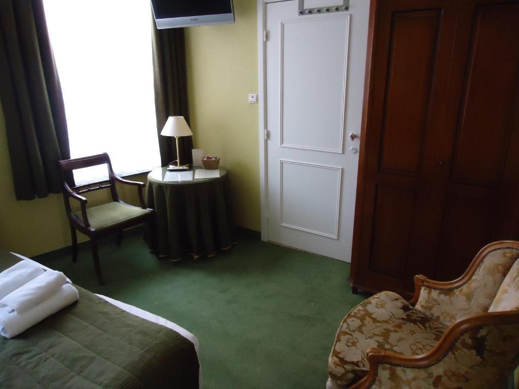 Hotel Groeninghe Bruges Bilik gambar